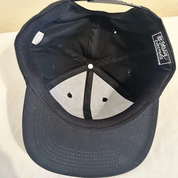 Johnny Cupcakes Crossbones Snapback - Picture 3 of 3